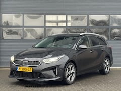 Kia Cee'd Sportswagon - Ceed 1.6 GDI PHEV EXECUTIVELINE I AUTOMAAT I TREKHAAK I STOELVERWARMING I LEDEREN BEKLEDIN