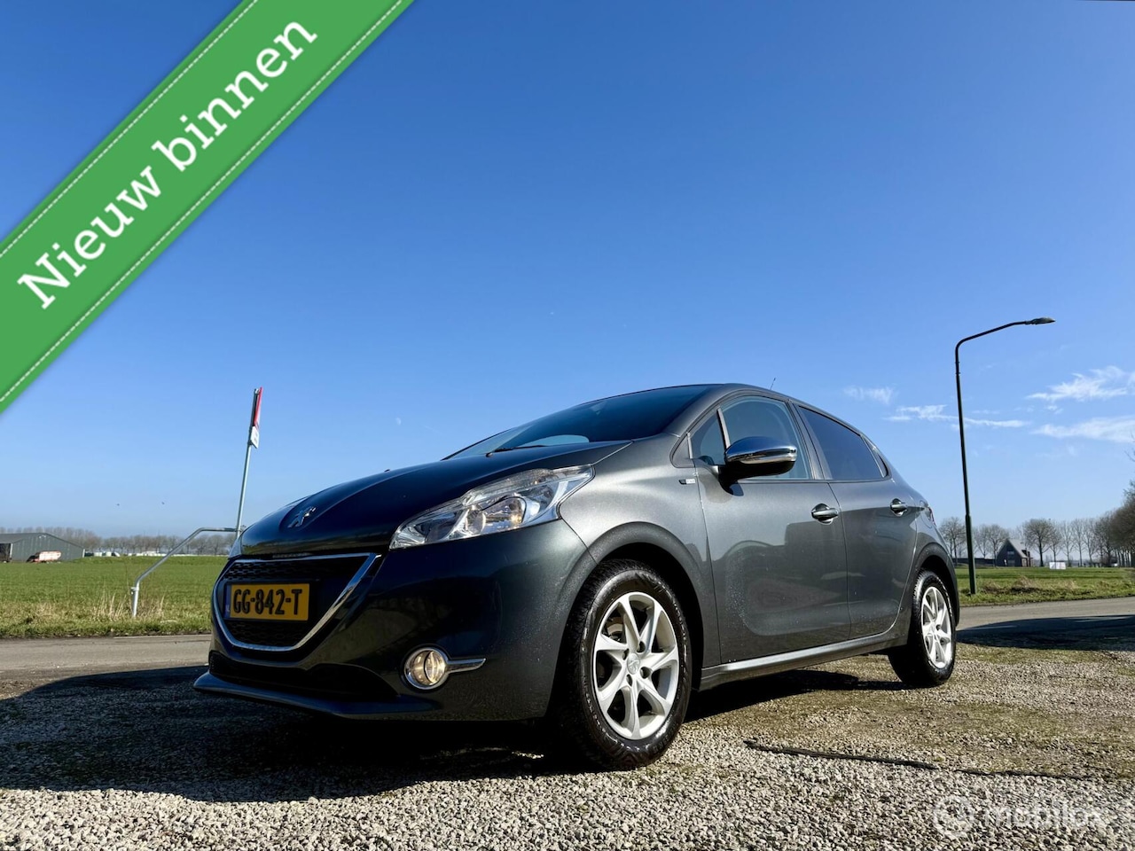 Peugeot 208 - 1.2 PureTech Blue Lease 1.2 PureTech Blue Lease, BJ 2015, Nette Auto - AutoWereld.nl