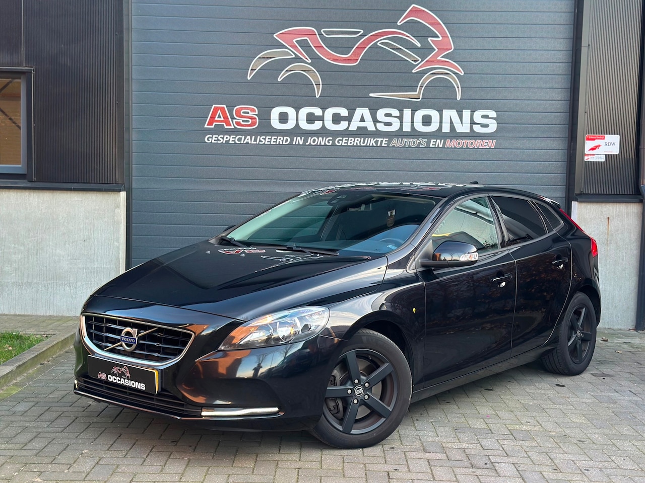 Volvo V40 - 2.0 D4 Base Business - Nwe riem - Cruise - Navi - AutoWereld.nl