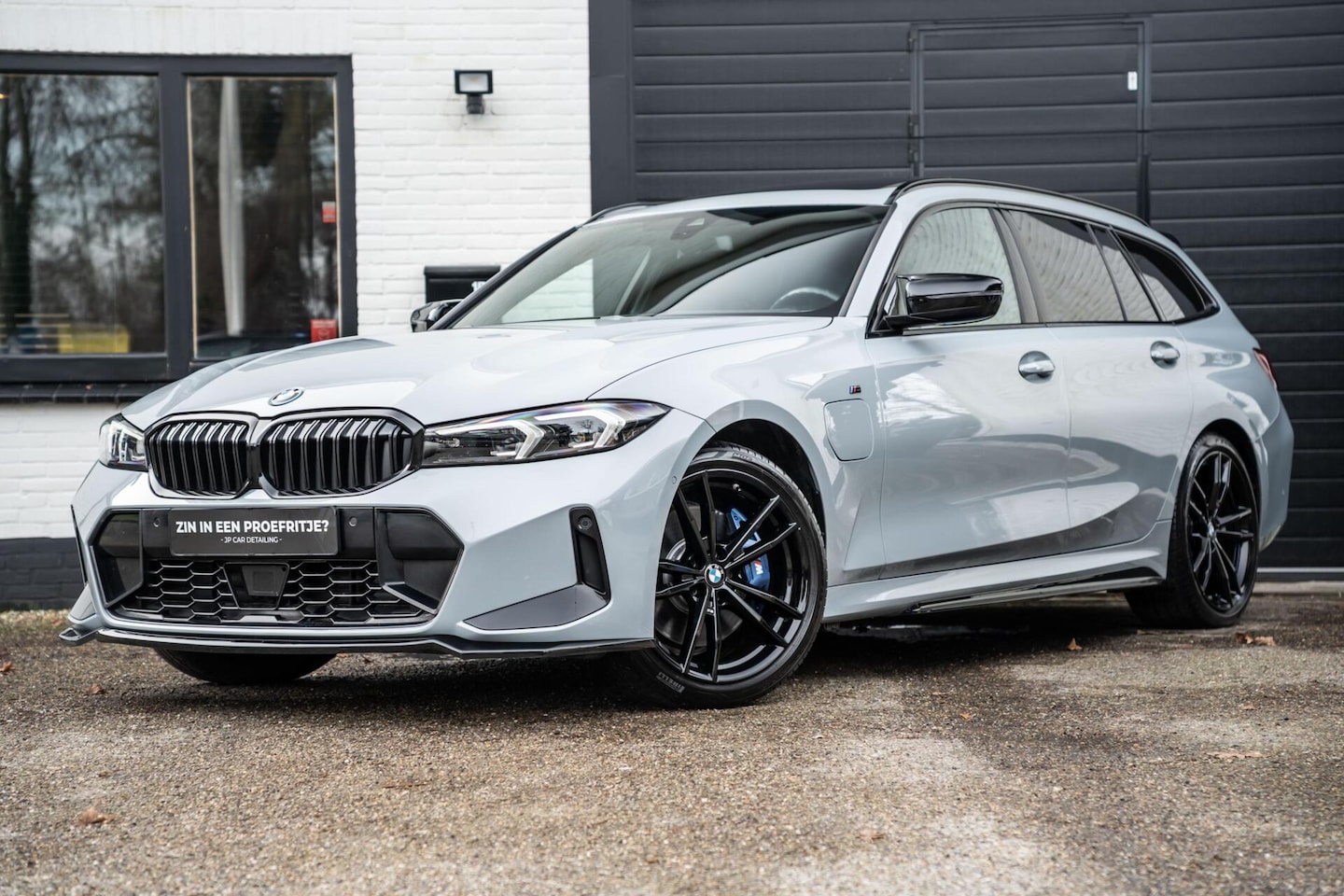 BMW 3-serie Touring - 330e xDrive M Perf Stoelen Pano HUD - AutoWereld.nl