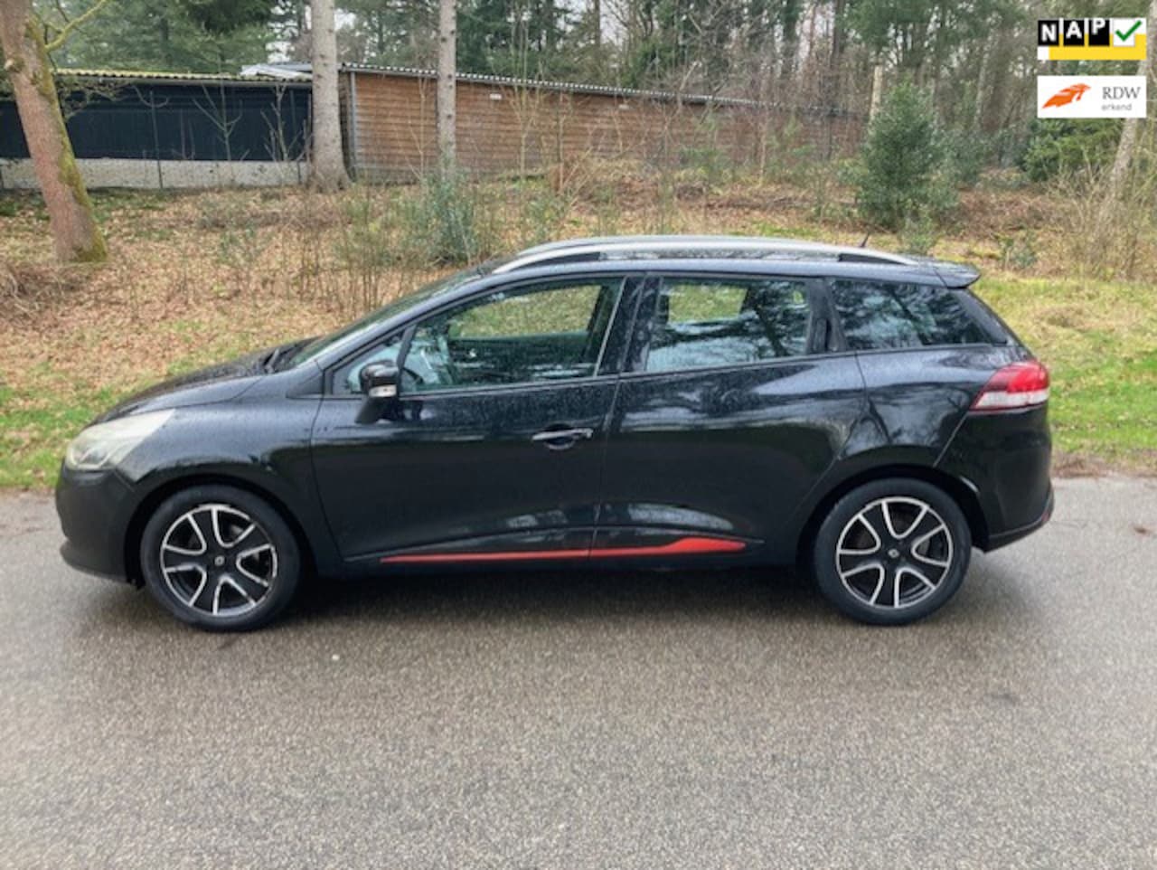 Renault Clio Estate - 0.9 TCe Expression Navi - AutoWereld.nl