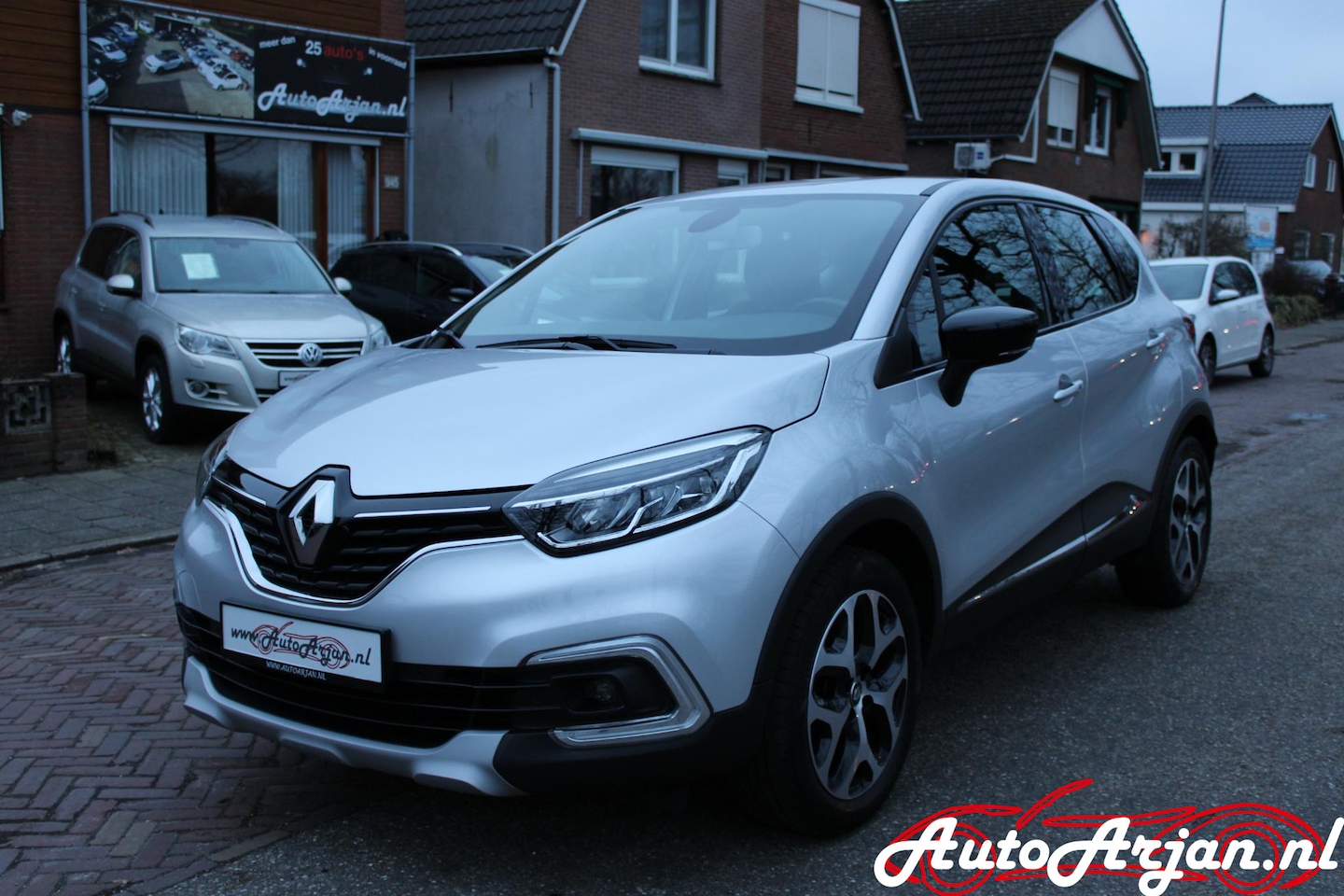 Renault Captur - 0.9 TCe Intens Trekhaak, Bluetooth, Navi - AutoWereld.nl