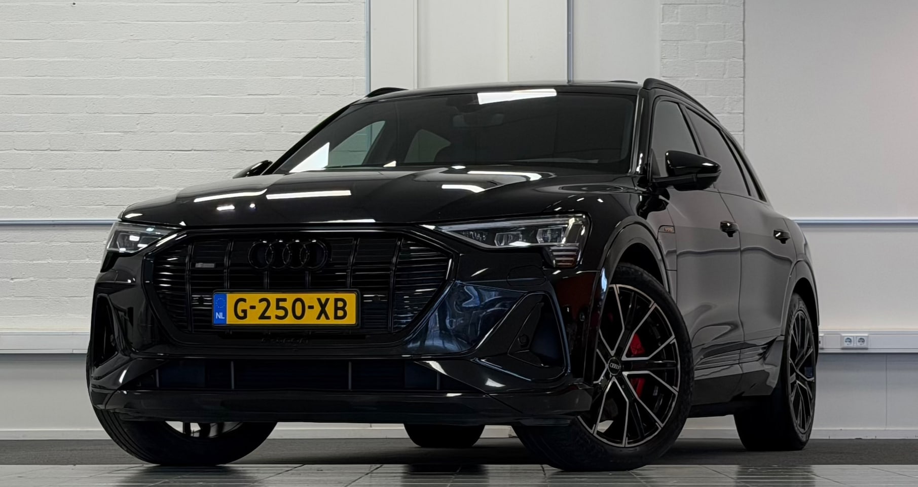 Audi e-tron - E-tron 50 Launch edition SOH 90% Black 21"LM velgen - AutoWereld.nl