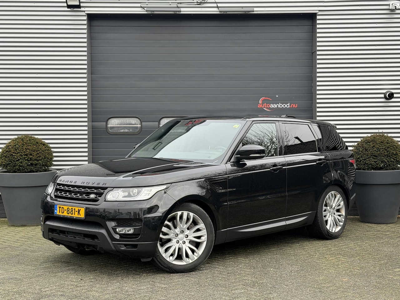 Land Rover Range Rover Sport - 3.0 TDV6 HSE Dynamic | Camera | Navigatie | 21 Inch Lichtmetalen Velgen | Climate Control - AutoWereld.nl
