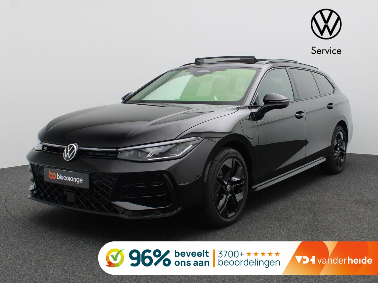 Volkswagen Passat Variant - 1.5 eHybrid R-Line Edition 272PK DSG SOH 100%, Pano-Schuifdak, Trekhaak, Black Style, Keyl - AutoWereld.nl