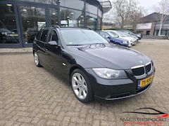 BMW 3-serie Touring - 320i Business Line