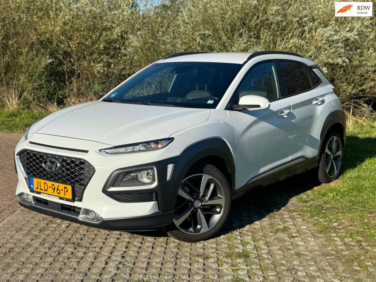 Hyundai Kona - 1.6 T-GDI Premium / LED /1E EIGENAAR / - AutoWereld.nl