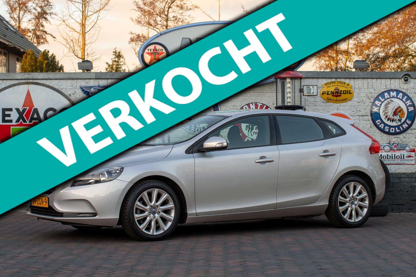 Volvo V40 - 1.6 T3 Kinetic 1e Eigenaar 20.680 km +NAP NL-auto - AutoWereld.nl