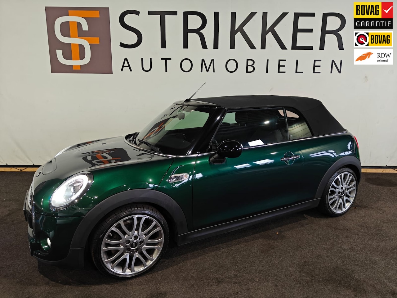 MINI Cabrio - 2.0 Cooper S Chili Serious Business Mini 2.0 Cooper S Chili Serious Business - AutoWereld.nl