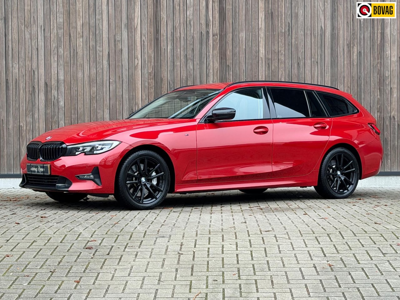 BMW 3-serie Touring - 330i High Executive / UITSTRALINGSAUTO / - AutoWereld.nl