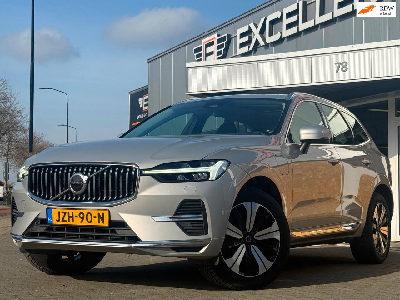 Volvo XC60 - 2.0 T6 Plug-in hybrid AWD Plus Bright 2.0 T6 Plug-in hybrid AWD Plus Bright - AutoWereld.nl