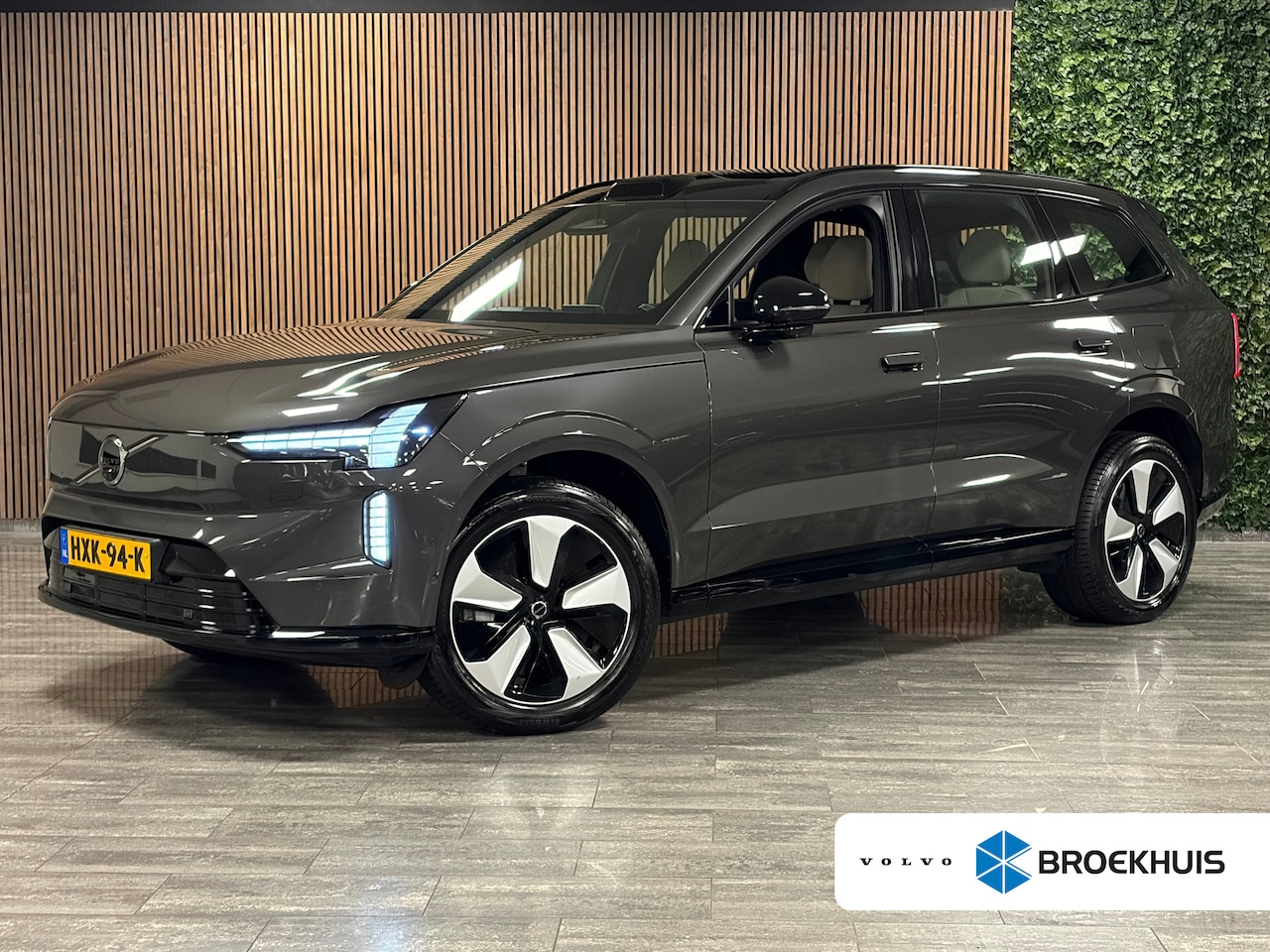 Volvo EX90 - Twin Motor Plus 111 kWh | Trekhaak | 360° 3D Camera | Head-Up Display | Adaptieve Cruise C - AutoWereld.nl