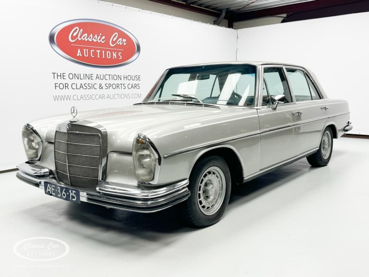 Mercedes-Benz 280 - SE  - ONLINE AUCTION - AutoWereld.nl