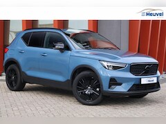 Volvo XC40 - T5 Recharge Plus Dark | Stoelverwarming | Trekhaak | Parkeercamera | H/K | Glossy Black |