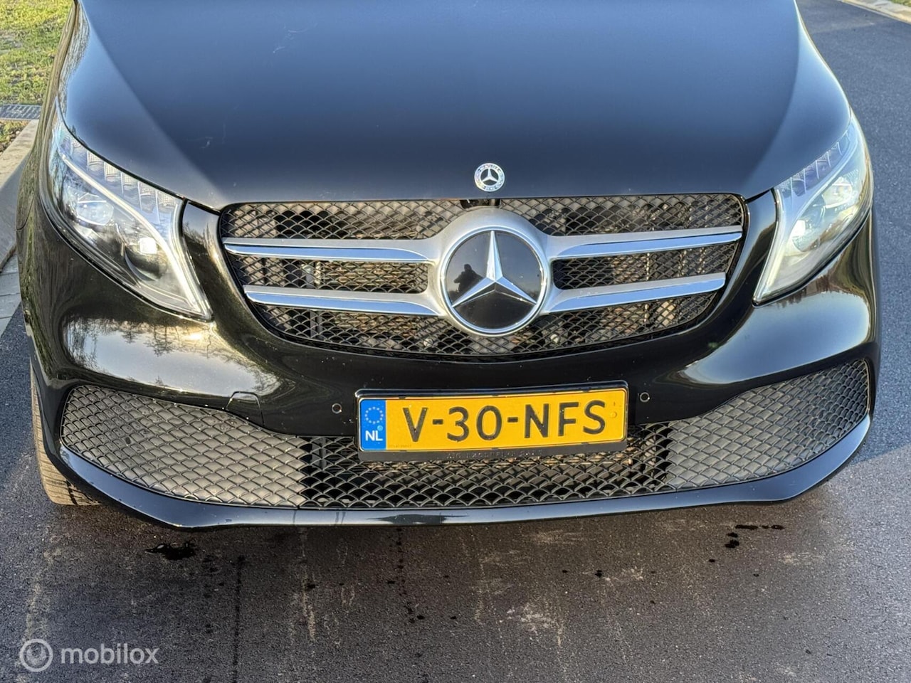 Mercedes-Benz V-klasse - 300d 4-MATIC Extra Lang DC standkachel - AutoWereld.nl