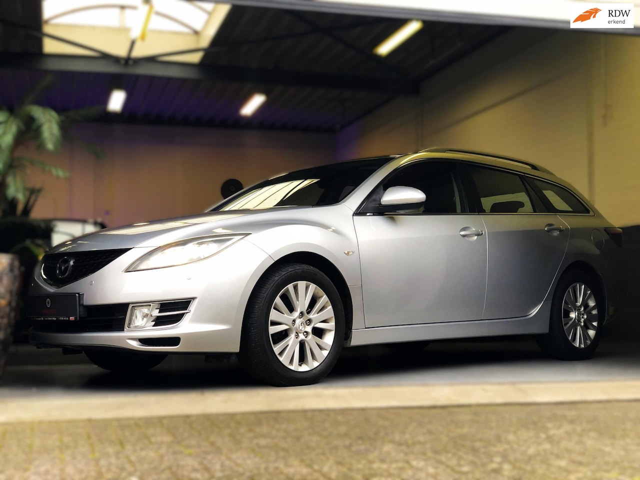 Mazda 6 Sportbreak - 2.0 Sport 147pk/Xenon/PDC/Cruise/Top! - AutoWereld.nl