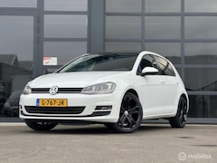 Volkswagen Golf - 1.4 TSI DSG ACT Pano, Trekhaak, Xenon