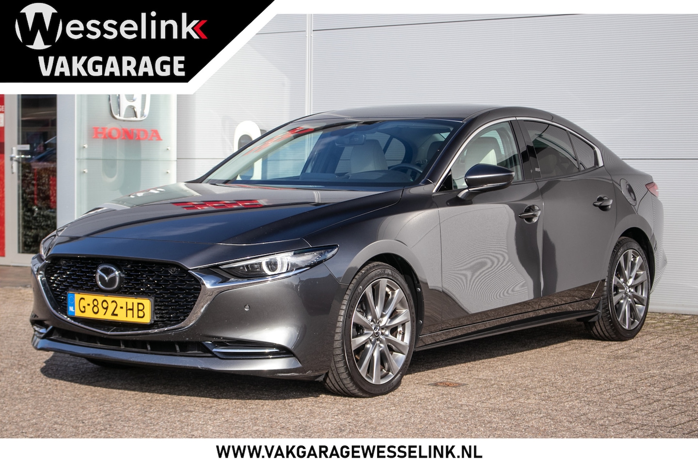 Mazda 3 - 2.0 e-SkyActiv-X M Hybrid 180 Luxury - Leder | Bose | Adap. cruise - AutoWereld.nl