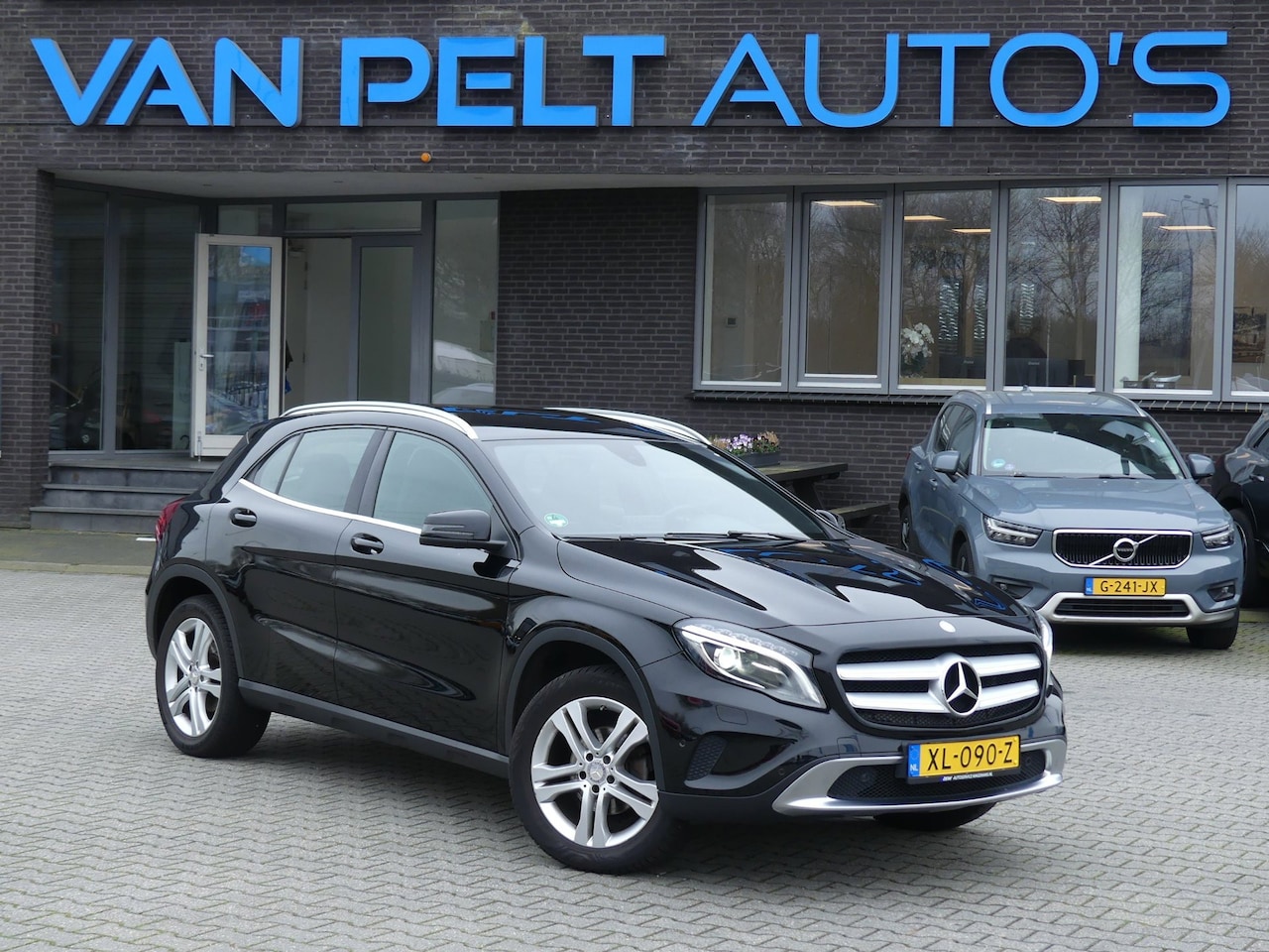 Mercedes-Benz GLA-Klasse - 180 7G-tronic Business Solution / XENON / HALF LEDER - AutoWereld.nl