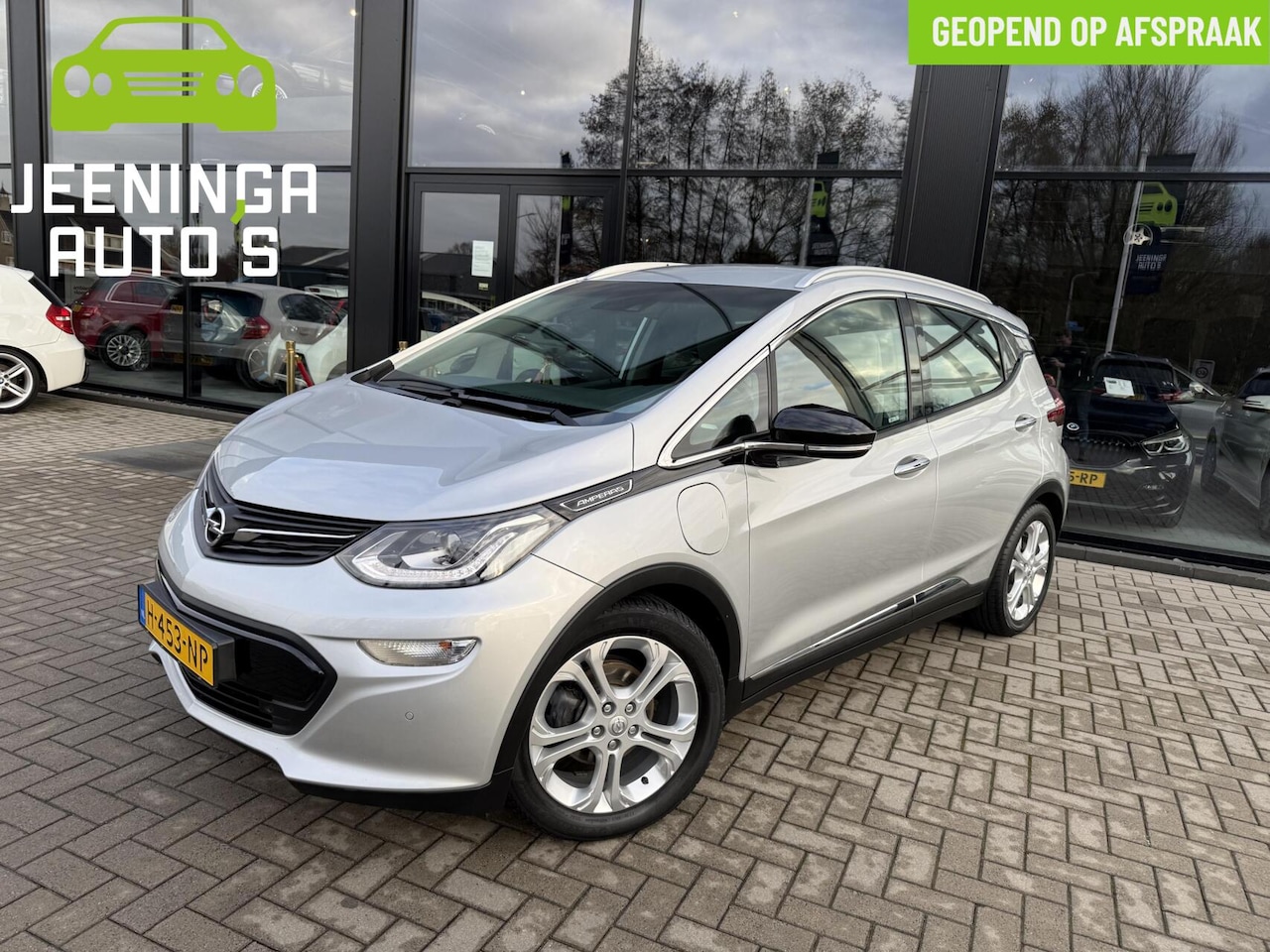 Opel Ampera-e - Business executive 60 kWh|StuurStoelverwarming - AutoWereld.nl