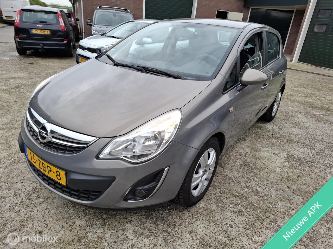Opel Corsa - 1.4-16V Cosmo 5drs/Airco/Nap-km - AutoWereld.nl