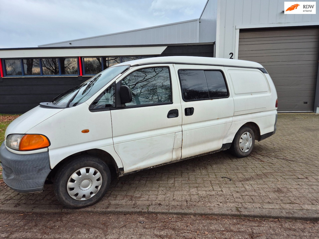 Mitsubishi L 400 - L400 L 400 HI ACE 2.4 DIESEL MANUEEL GOOD CAR 1997 - AutoWereld.nl