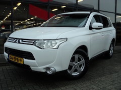 Mitsubishi Outlander - 2.0 Intense AUTOMAAT