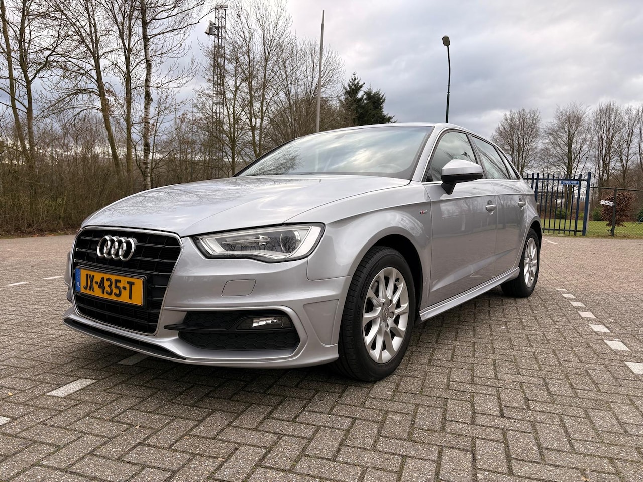 Audi A3 Sportback - 1.2 TFSI Adrenalin Sport Eerste eigenaar/Distributieriem recent vervangen - AutoWereld.nl