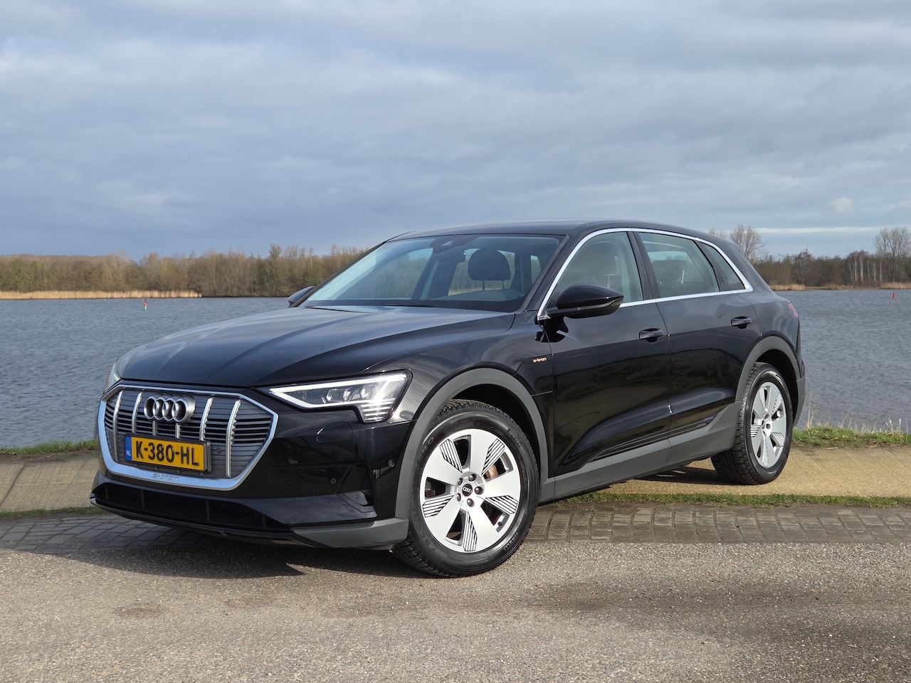 Audi e-tron - 50 quattro edition nette auto, SOH 90%, warmtepomp/trekhaak - AutoWereld.nl