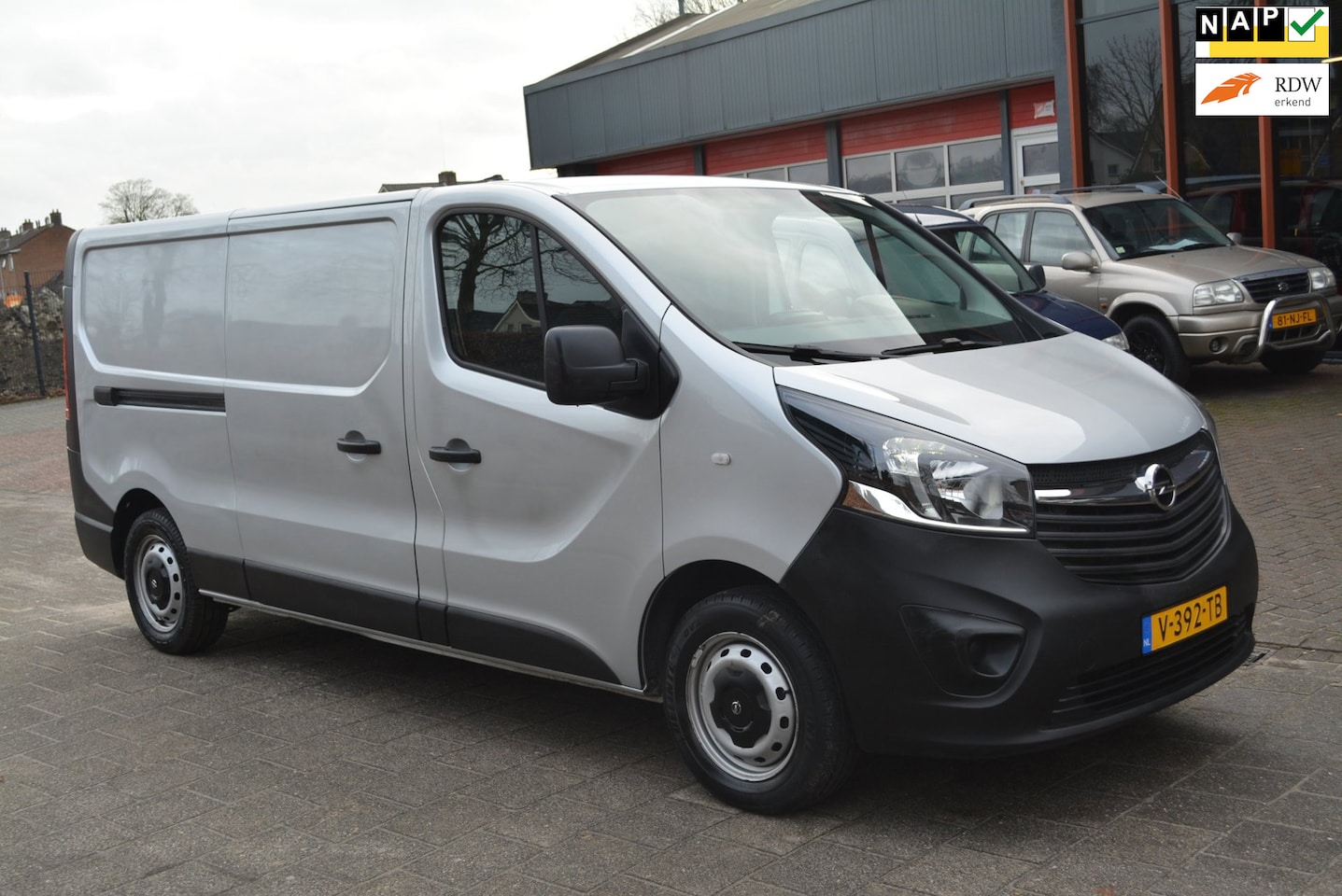 Opel Vivaro - 1.6 CDTI L2H1 Edition 1.6 CDTI L2H1 Edition - AutoWereld.nl