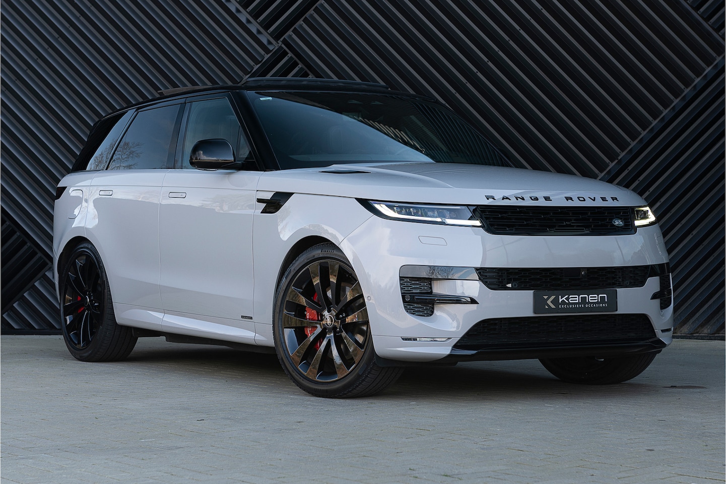 Land Rover Range Rover Sport - P550e Autobiography ACC Pano 360 Memory 4wiel Massage Luchtv. SchermenAcht Meridian Elek. - AutoWereld.nl