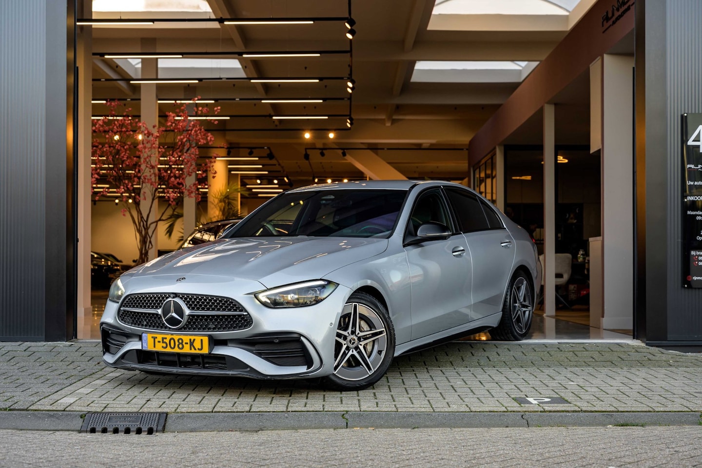 Mercedes-Benz C-klasse - 300 d AMG Line|Trekhaak|360-Camera|Carplay - AutoWereld.nl