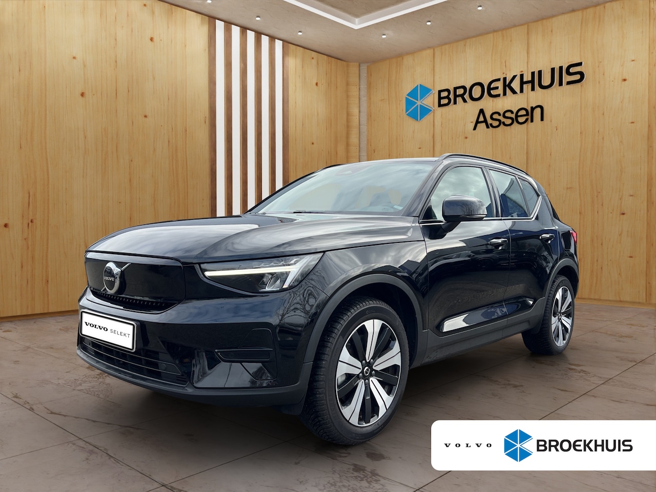 Volvo XC40 - Recharge Core 70KWH | Warmtepomp | Trekhaak elek. uitklapbaar | Camera achter | LED verlic - AutoWereld.nl