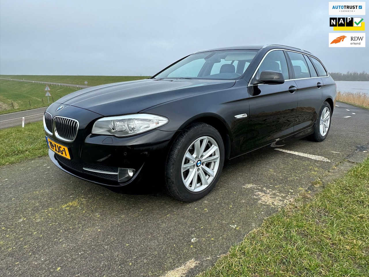 BMW 5-serie Touring - 520i Executive 520i Executive - AutoWereld.nl