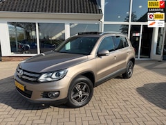 Volkswagen Tiguan - 2.0 TSI Sport&Style - 4Motion - Face-life model