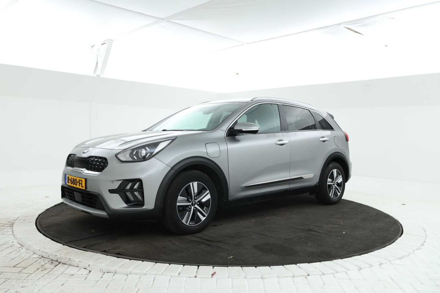 Kia Niro - 1.6 GDi PHEV BusinessLine plug in, halfleder, navigatie, climate, - AutoWereld.nl