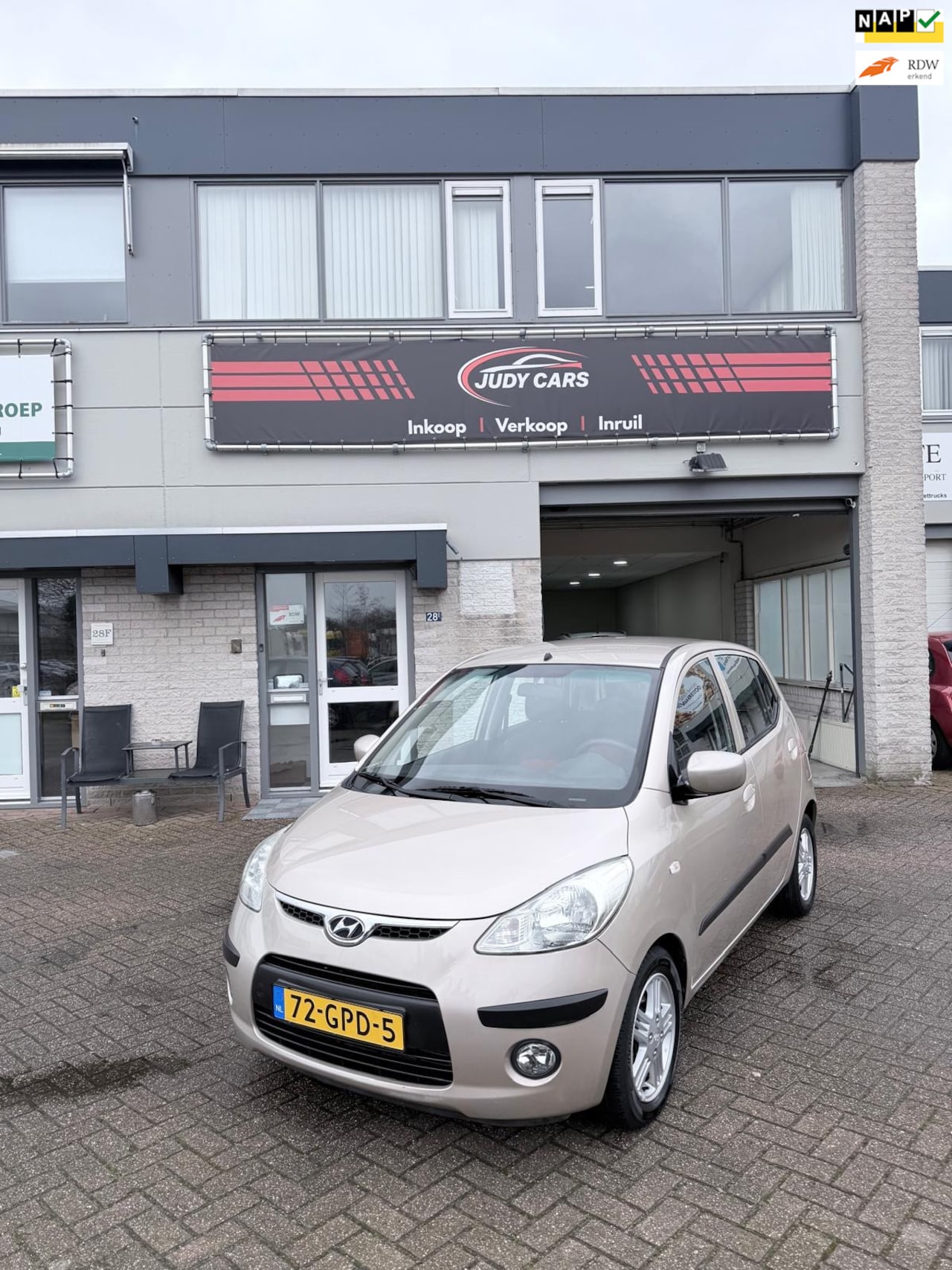 Hyundai i10 - 1.1 i-Catcher 1.1 i-Catcher - AutoWereld.nl