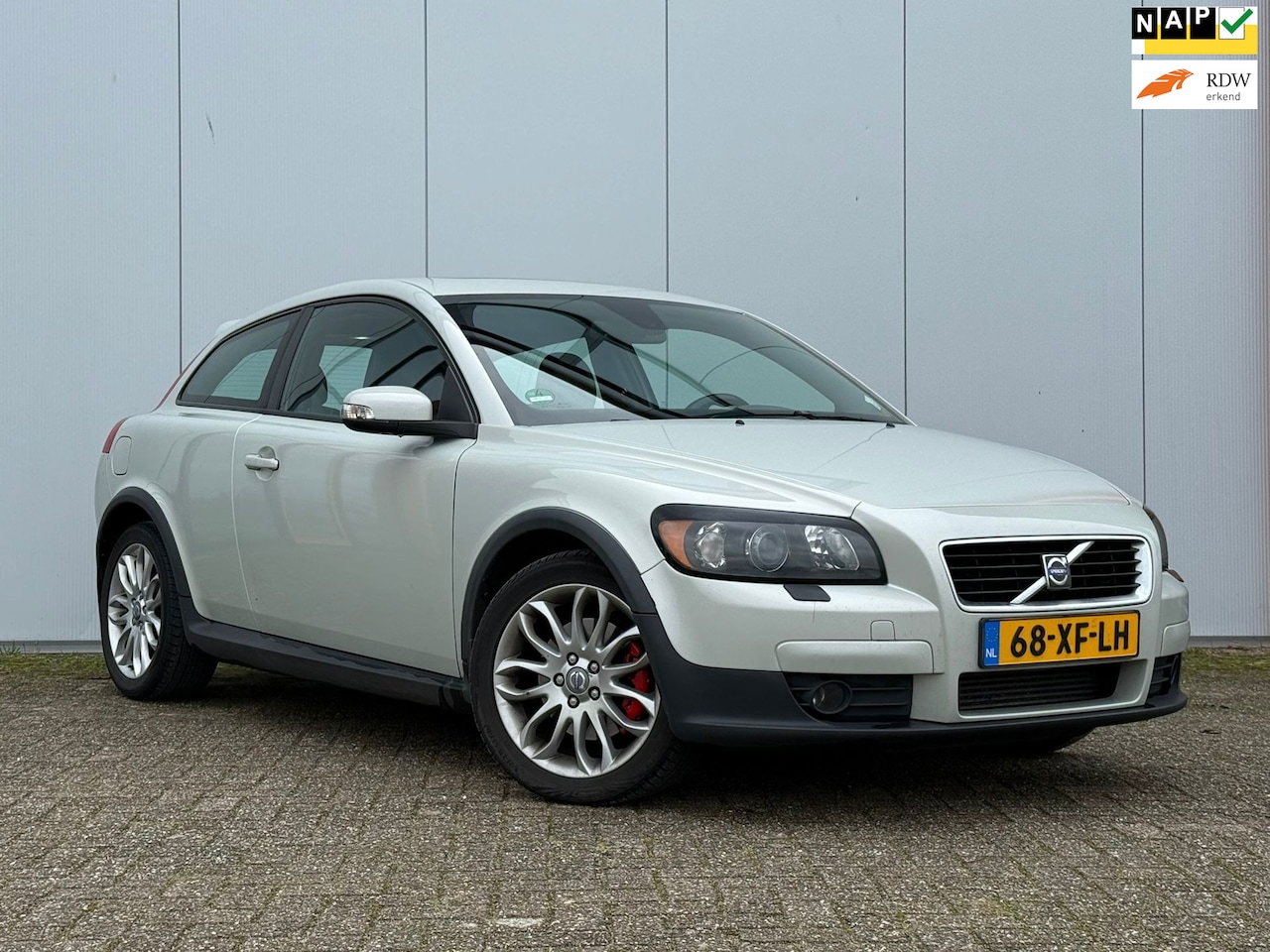 Volvo C30 - 2.4 D5 Summum 2.4 D5 Summum - AutoWereld.nl