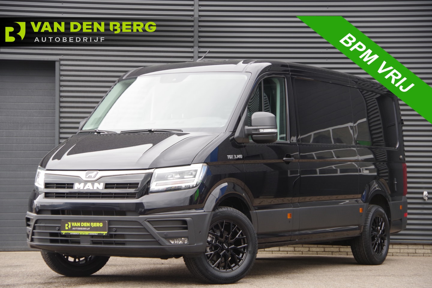 MAN TGE - 35 3.140 2.0 L3H2 140PK AUT. LED, TREKHAAK, CAMERA, NAVI, CRUISE, VOORRUIT VERWARMING - AutoWereld.nl