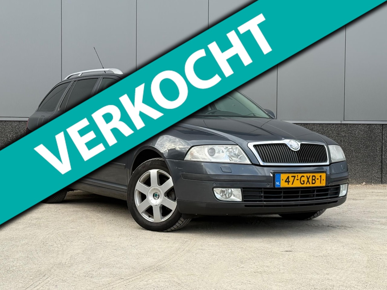 Skoda Octavia Combi - 2.0 TDI Elegance Attractive Business Clima! - AutoWereld.nl