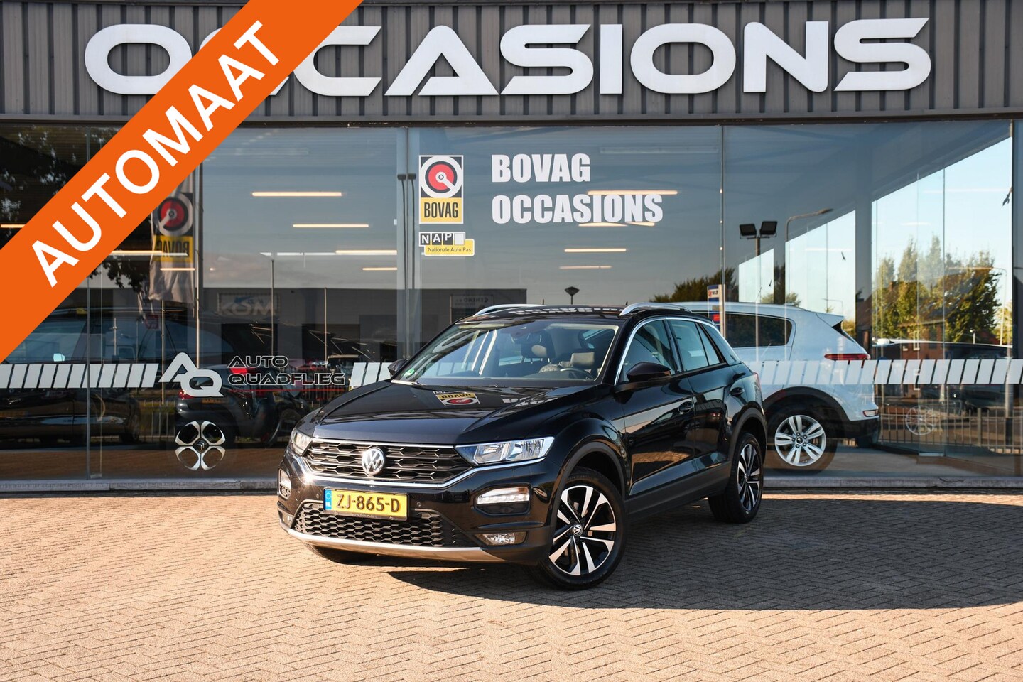 Volkswagen T-Roc - 1.5 TSI Stylem APPLE CARPLAY/ CRUISE CONTROL/ PDC - AutoWereld.nl