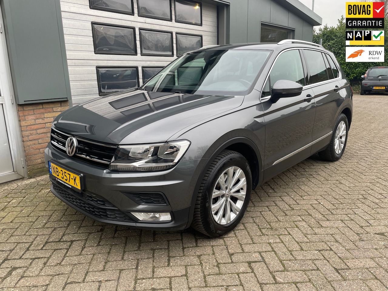 Volkswagen Tiguan - 1.4 TSI ACT Connected Series Automaat - AutoWereld.nl