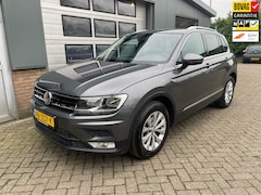 Volkswagen Tiguan - 1.4 TSI ACT Connected Series Automaat