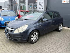Opel Corsa - 1.4 AIRCO | ELEKTR PAKKET | NIEUWE APK |