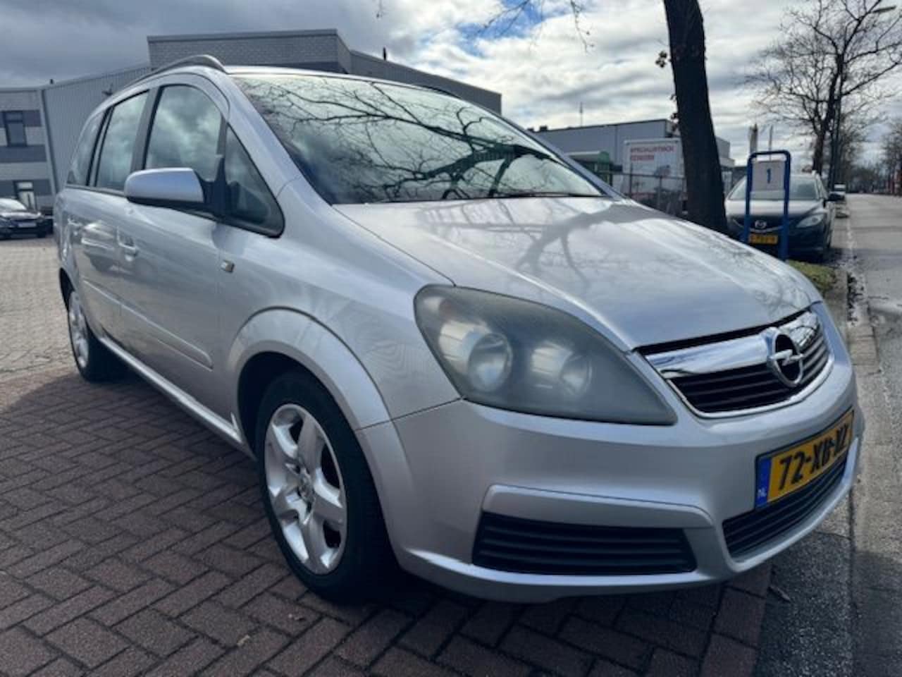 Opel Zafira - 1.8 Enjoy 7persoons Airco,Cruisecontrol,Navigatie - AutoWereld.nl
