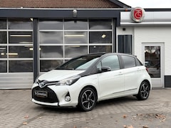 Toyota Yaris - 1.5 Hybrid Dynamic Bi-Tone