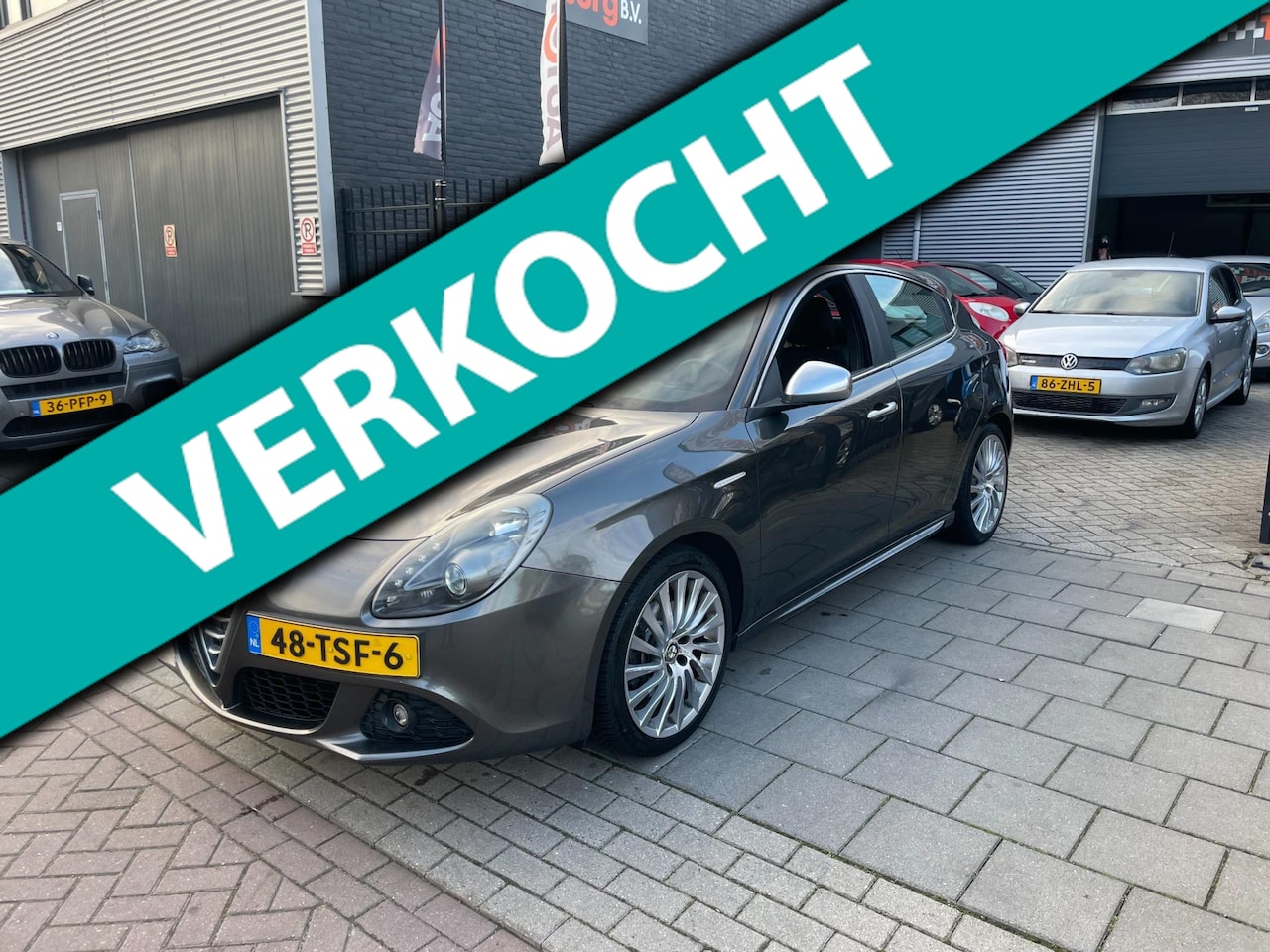 Alfa Romeo Giulietta - 1.4 T Distinctive 1e Eigenaar! Airco NAP APK - AutoWereld.nl