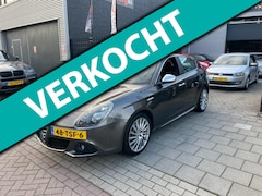 Alfa Romeo Giulietta - 1.4 T Distinctive 1e Eigenaar Airco NAP APK