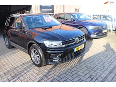 Volkswagen Tiguan - 1.4 TSI ACT Comfortline Business 1 jaar Garantie
