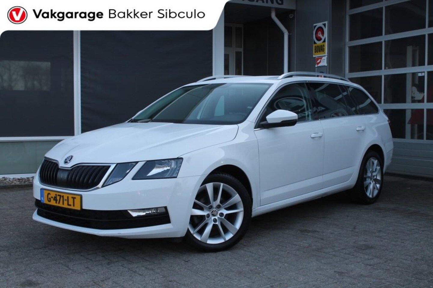 Skoda Octavia - 1.6 TDI CLEVER EDITION AUTOMAAT CRUISE NAVI LM 17 INCH - AutoWereld.nl